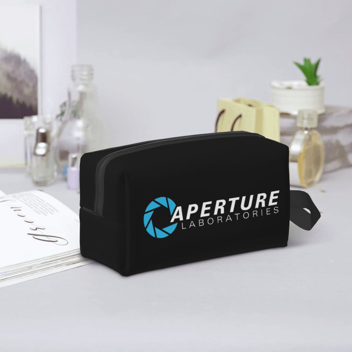Beauty Lab Makeup - Aperture Science Laboratories - Portal make-uptas
